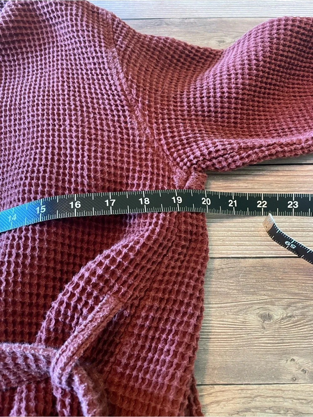 Coyuchi Unisex Organic Waffle Robe ~ Garnet - Picture 6 of 7